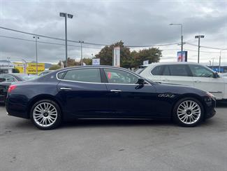 2015 Maserati Quattroporte - Thumbnail