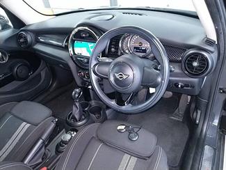 2016 Mini Cooper - Thumbnail