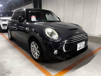 2016 Mini Cooper - Thumbnail