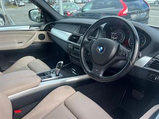 2010 BMW X5 - Thumbnail