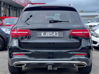 2016 Mercedes-Benz GLC 250 - Thumbnail