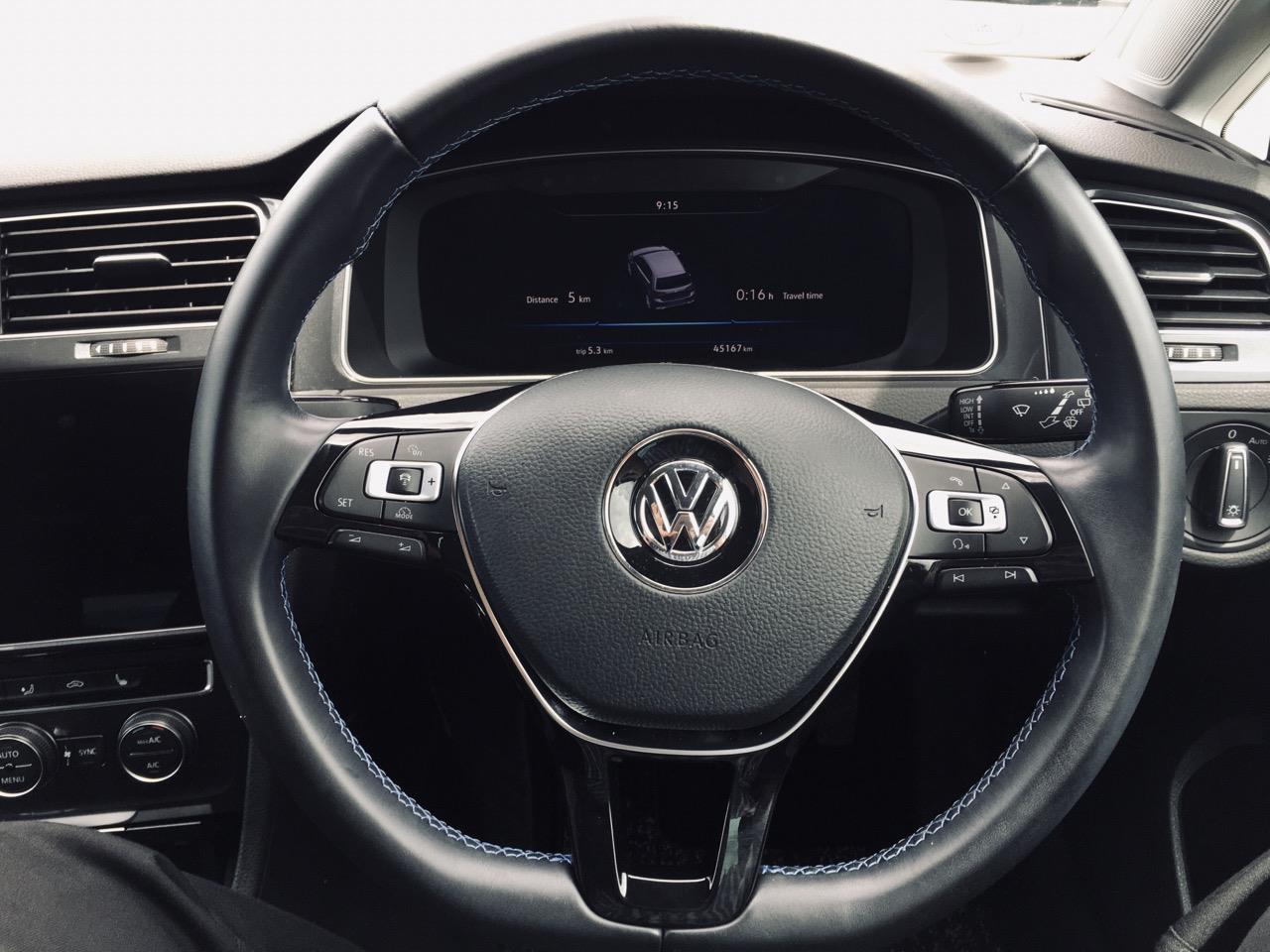 2017 Volkswagen e-Golf