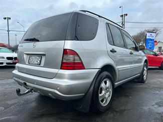 2003 Mercedes-Benz ML 350 - Thumbnail