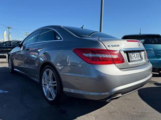 2010 Mercedes-Benz E 500 - Thumbnail