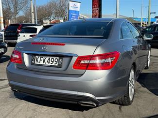 2010 Mercedes-Benz E 500 - Thumbnail
