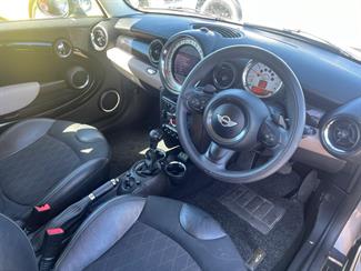 2013 Mini Cooper - Thumbnail