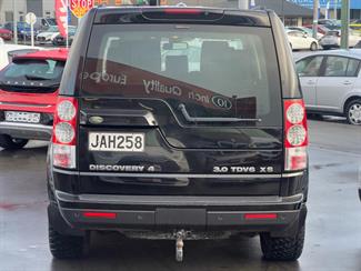 2010 Land Rover Discovery - Thumbnail