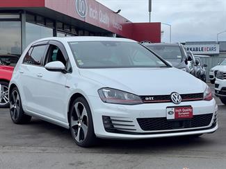 2016 Volkswagen Golf - Thumbnail