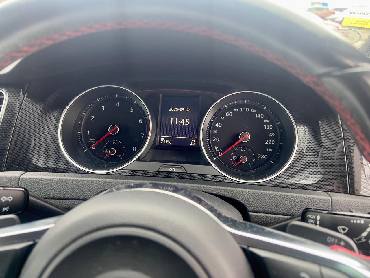 2016 Volkswagen Golf