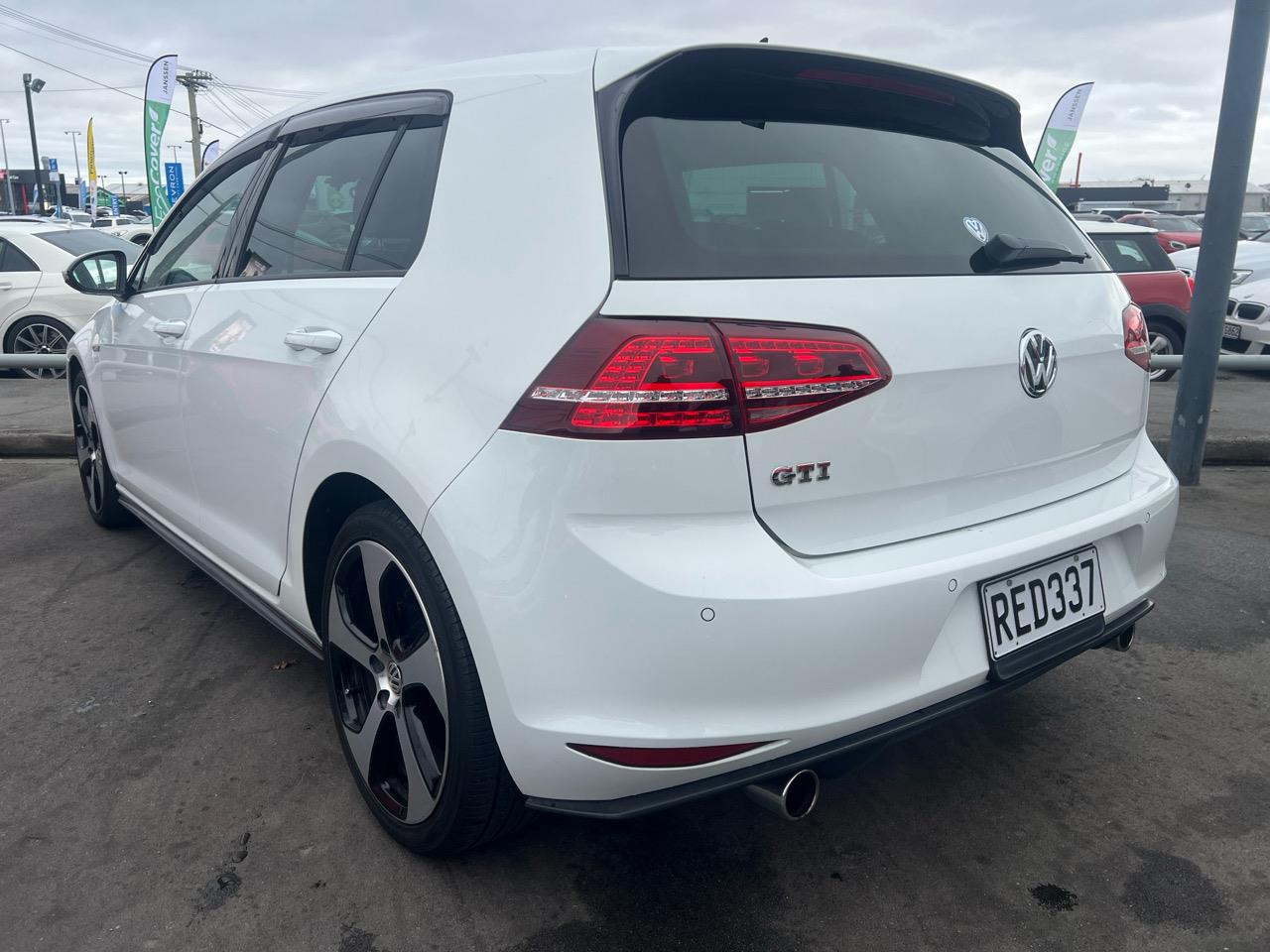 2016 Volkswagen Golf