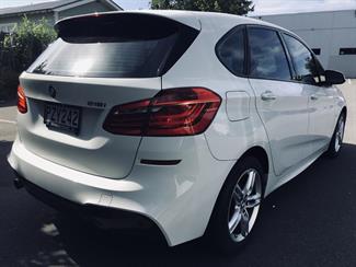 2015 BMW 218i - Thumbnail