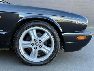 1998 Jaguar Xj8 - Thumbnail