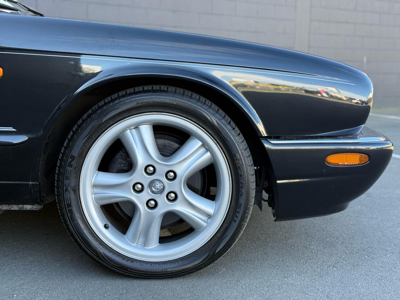 1998 Jaguar Xj8