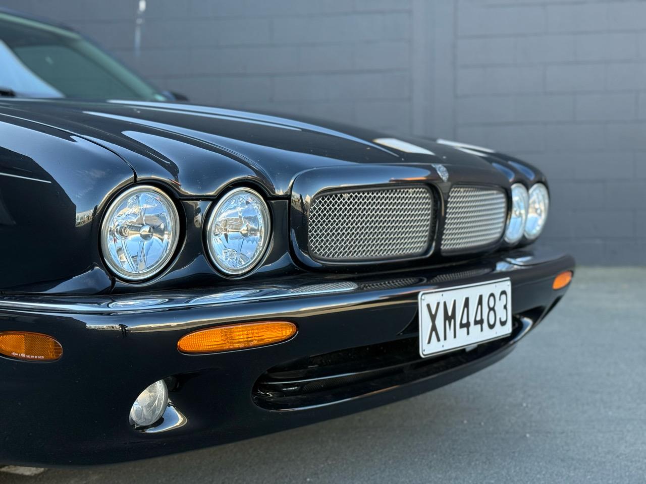 1998 Jaguar Xj8