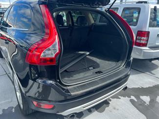 2012 Volvo XC60 - Thumbnail