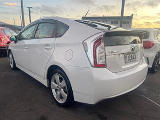 2012 Toyota Prius - Thumbnail