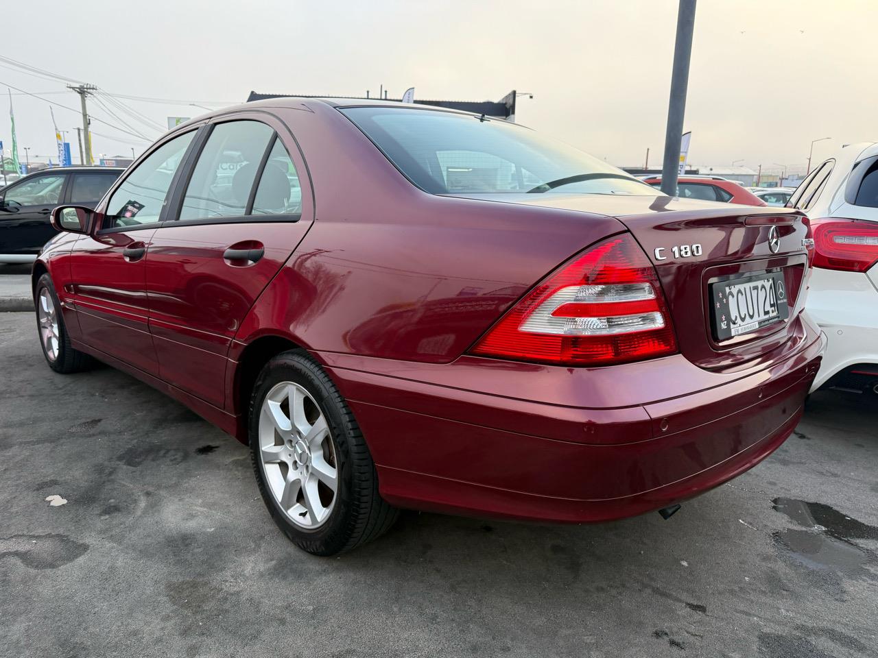 2004 Mercedes-Benz C 180