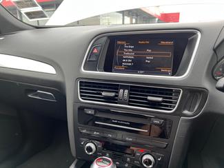 2015 Audi SQ5 - Thumbnail