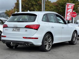 2015 Audi SQ5 - Thumbnail