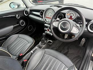 2009 Mini Cooper - Thumbnail