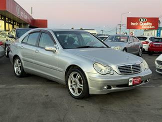 2004 Mercedes-Benz C320