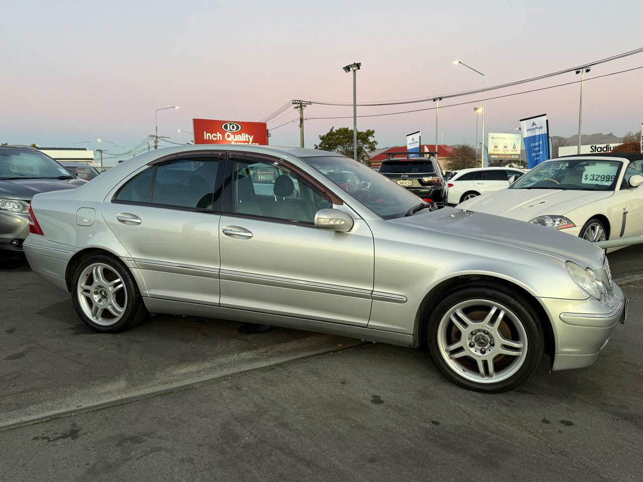 2004 Mercedes-Benz C320