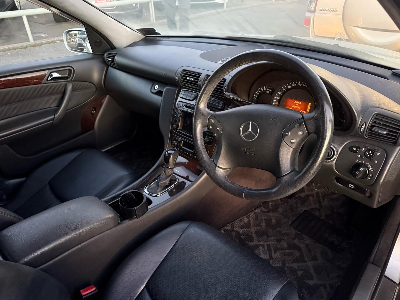 2004 Mercedes-Benz C320
