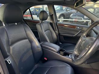 2004 Mercedes-Benz C320 - Thumbnail