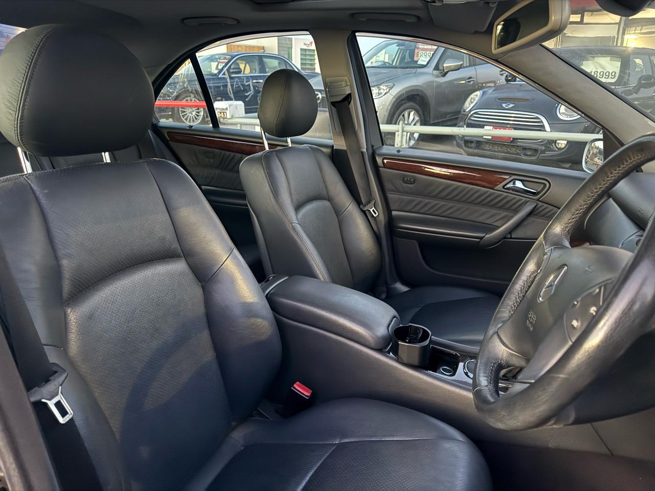 2004 Mercedes-Benz C320