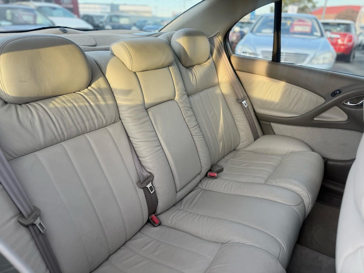 2002 Holden COMMODORE