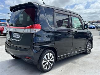 2014 Mitsubishi Delica - Thumbnail