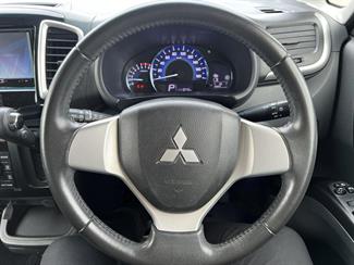 2014 Mitsubishi Delica - Thumbnail