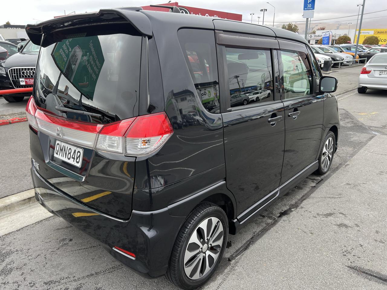 2014 Mitsubishi Delica