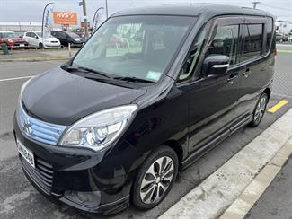 2014 Mitsubishi Delica - Thumbnail