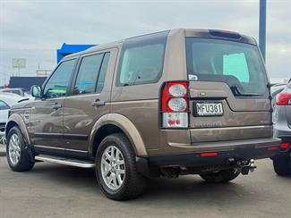 2010 Land Rover Discovery - Thumbnail