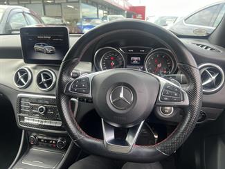 2017 Mercedes-Benz CLA180 - Thumbnail