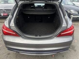 2017 Mercedes-Benz CLA180 - Thumbnail