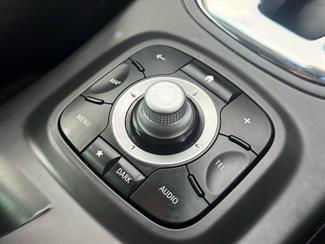 2016 Renault Megane - Thumbnail