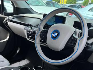 2014 BMW i3 - Thumbnail