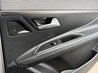 2019 Peugeot 5008 - Thumbnail