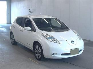 2017 Nissan Leaf - Thumbnail