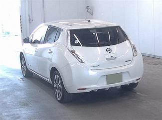 2017 Nissan Leaf - Thumbnail