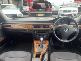 2008 BMW 320i - Thumbnail