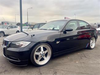 2008 BMW 320i - Thumbnail
