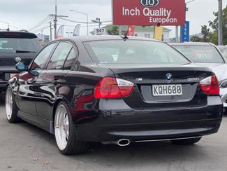 2008 BMW 320i - Thumbnail