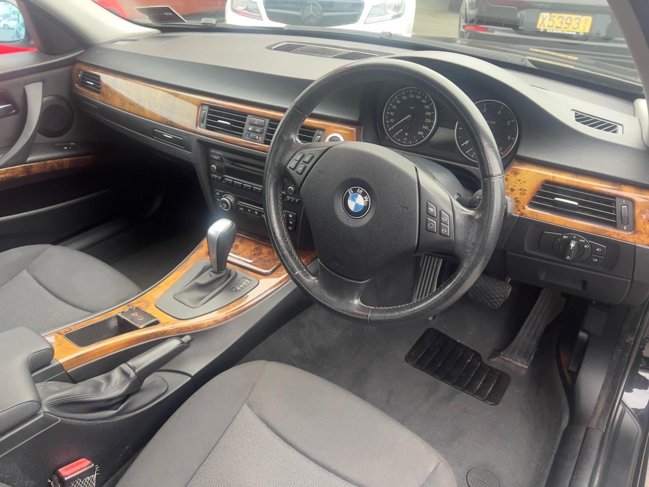 2008 BMW 320i