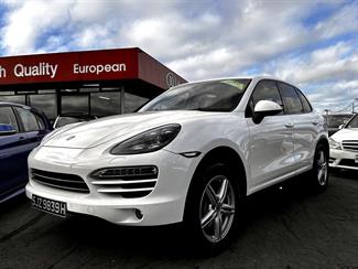 2012 Porsche Cayenne - Thumbnail