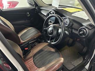 2017 Mini Cooper - Thumbnail